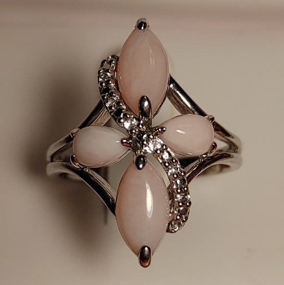 Vintage DK Coral and Tiny Diamonds in 925 Band Ring Size 8.25 to 8.5 - Picture 3 of 15